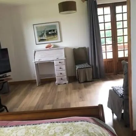 Manoir Melphil Oda ve Kahvaltı Saint-Étienne-la-Thillaye