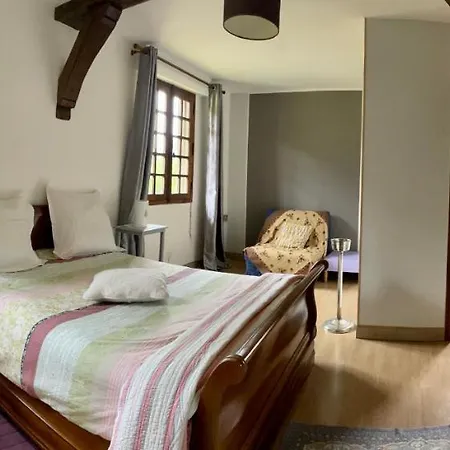 Manoir Melphil Couette-café Saint-Étienne-la-Thillaye