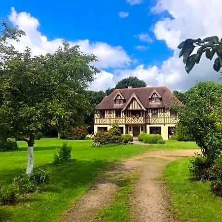 Manoir Melphil Bed & Breakfast