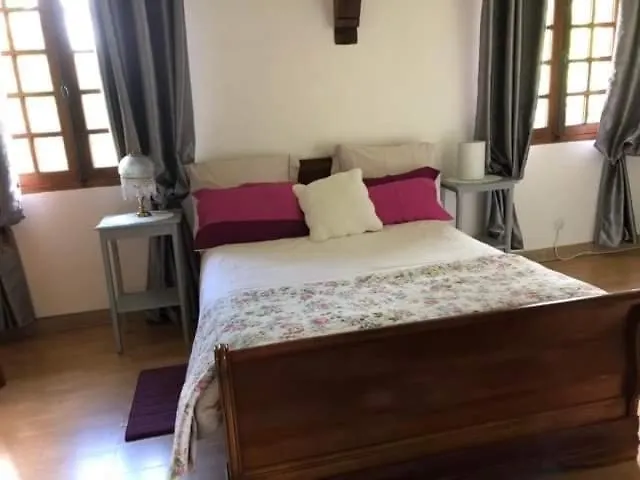 Bed & Breakfast Manoir Melphil Saint-Etienne-la-Thillaye